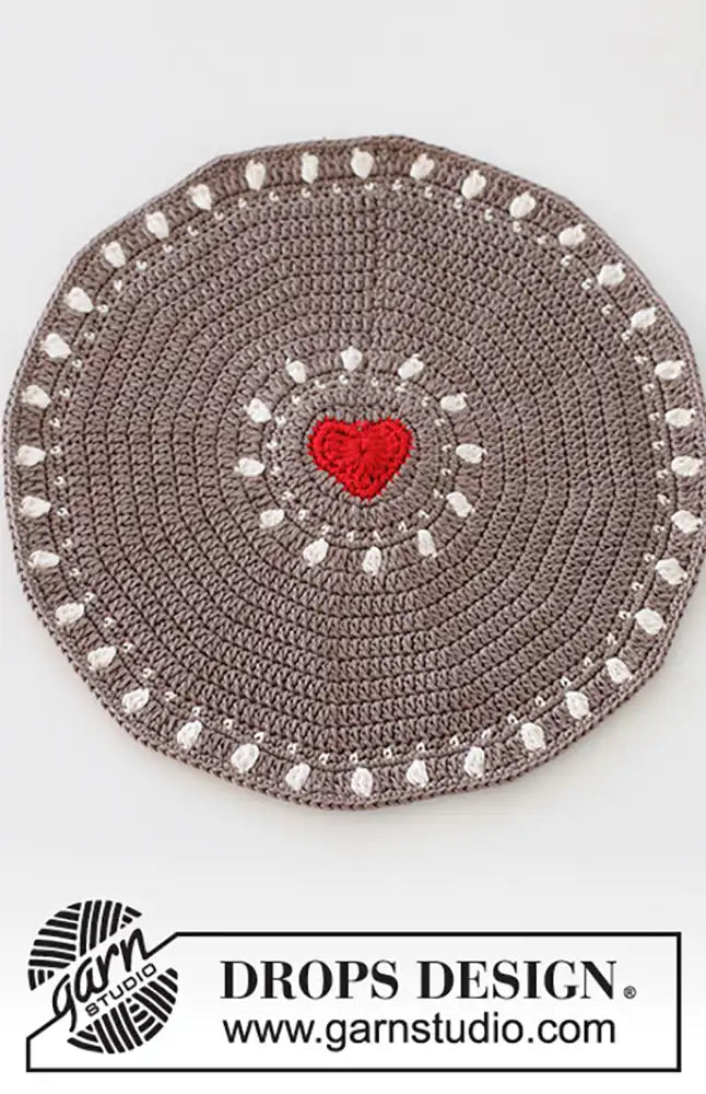 Tischset mit Herz (HĂ€kelset)