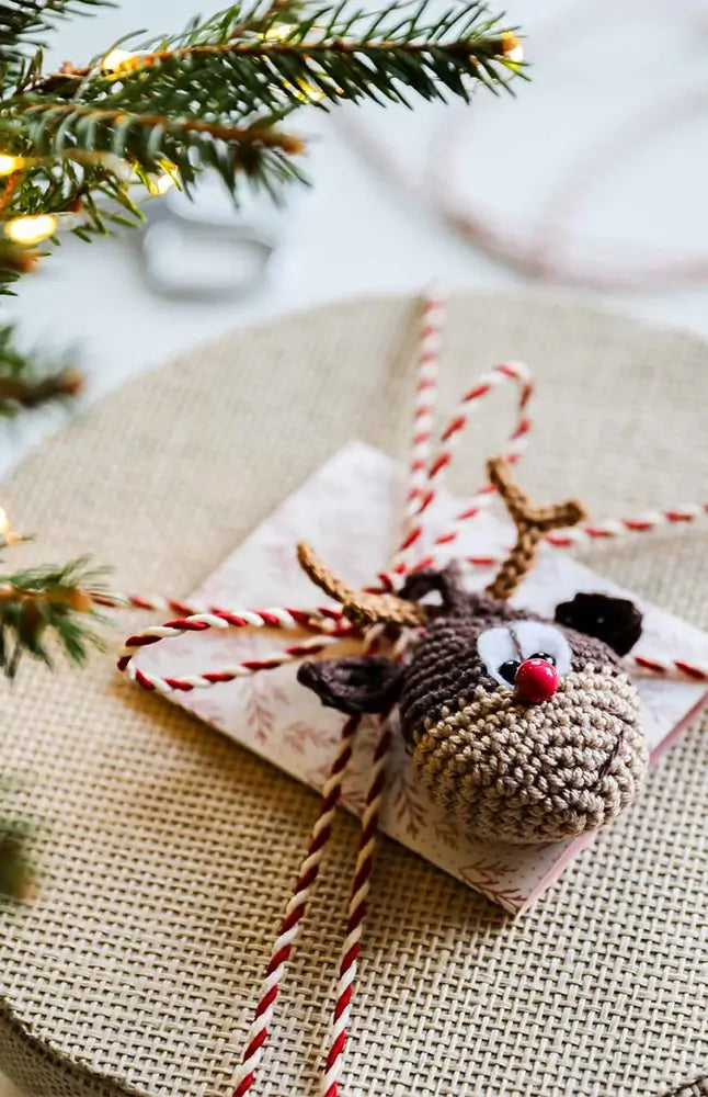 Geschenkanhänger Rentier (Häkelset)