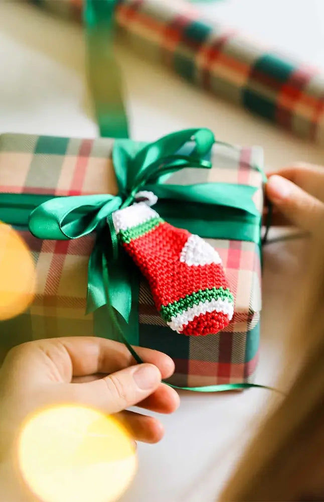 Geschenkanhänger Socke (Häkelset)